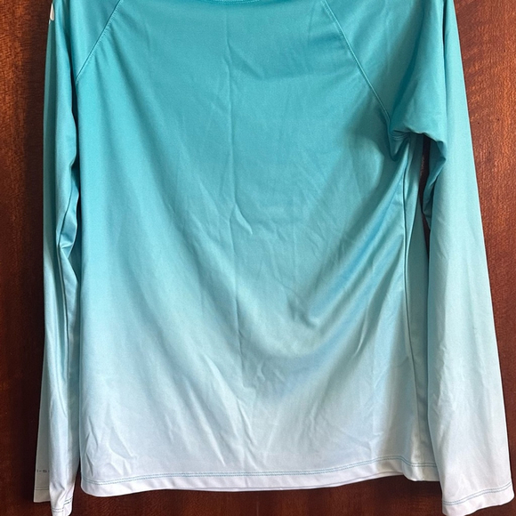 Columbia Light Blue Omni-Shade Shirt - Picture 2 of 5
